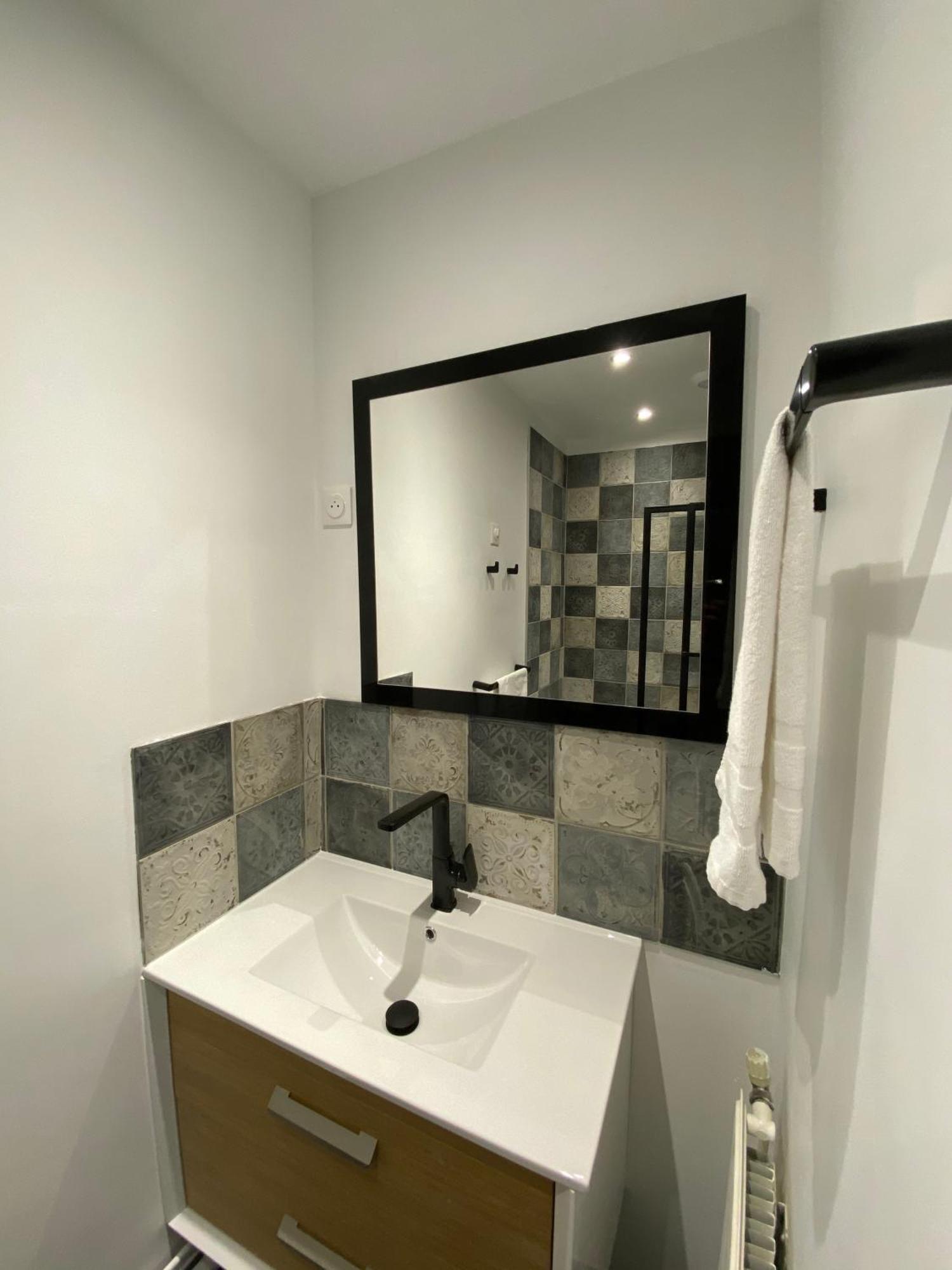 La Propriete De Bacchus Apartment Saumur Room photo