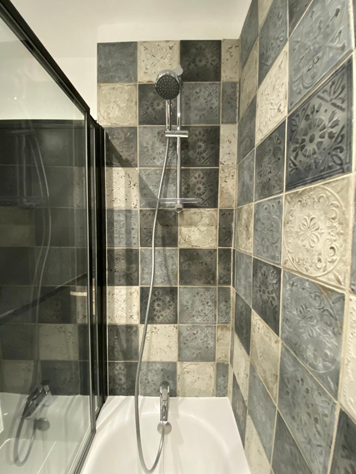 La Propriete De Bacchus Apartment Saumur Room photo